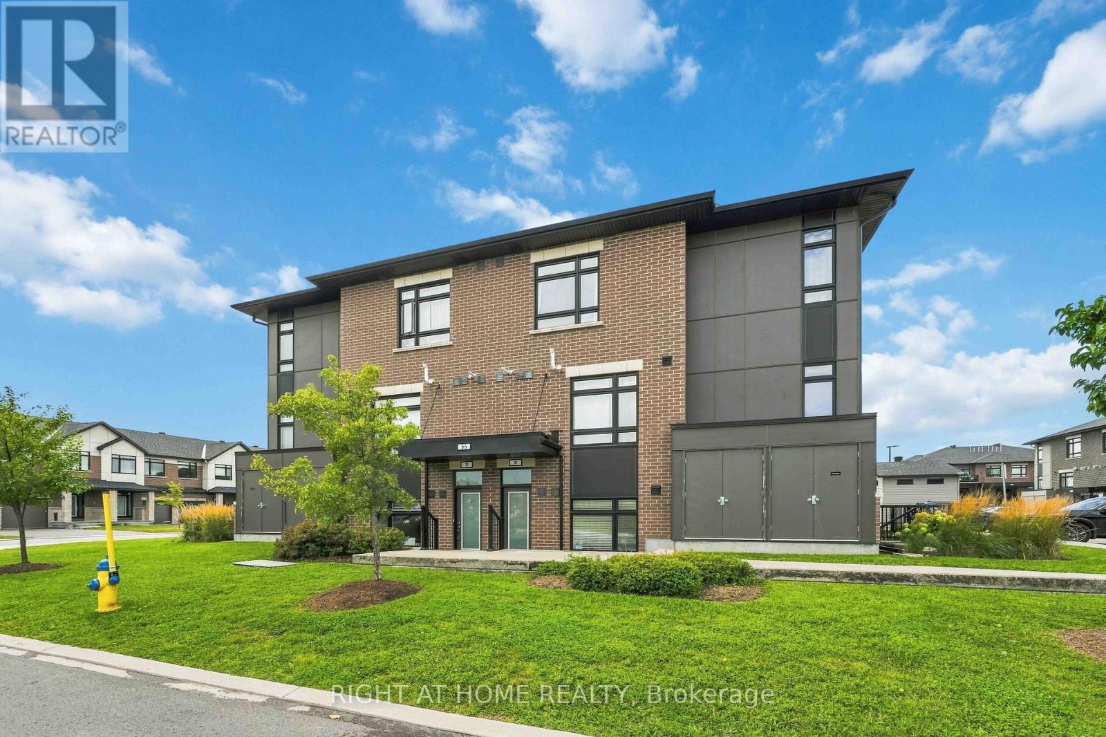 D - 55 Overberg Way Property Photo 2
