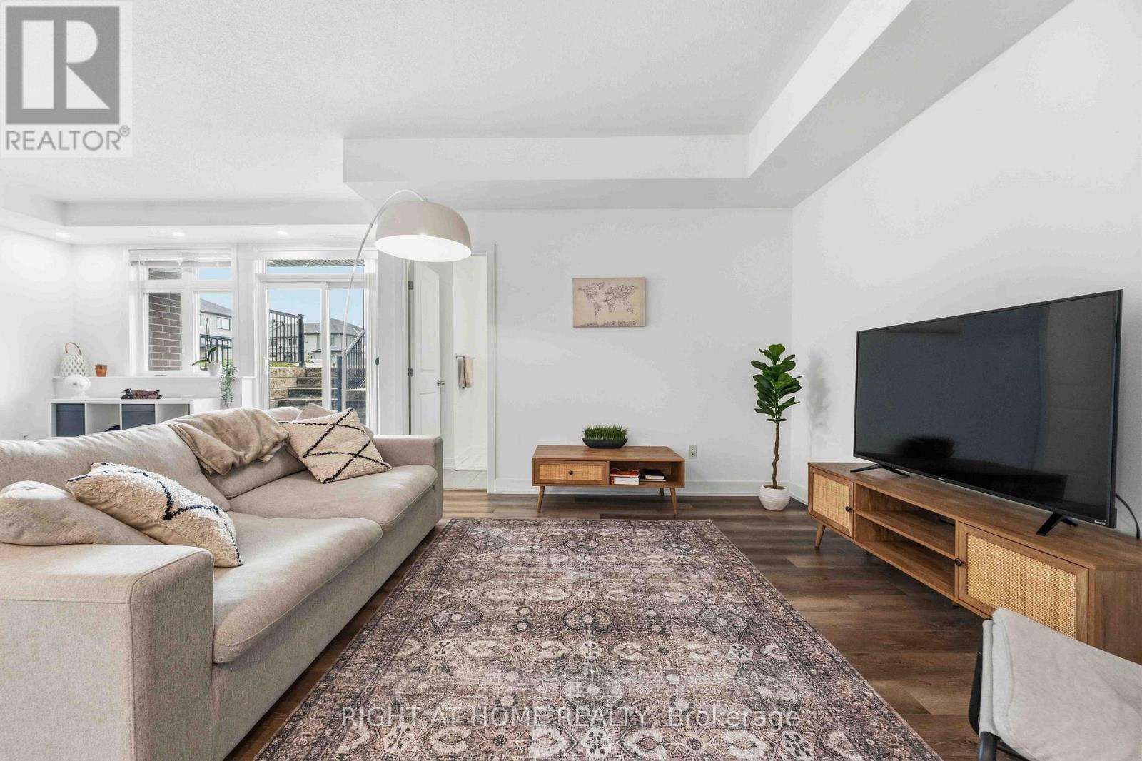 D - 55 Overberg Way Property Photo 6