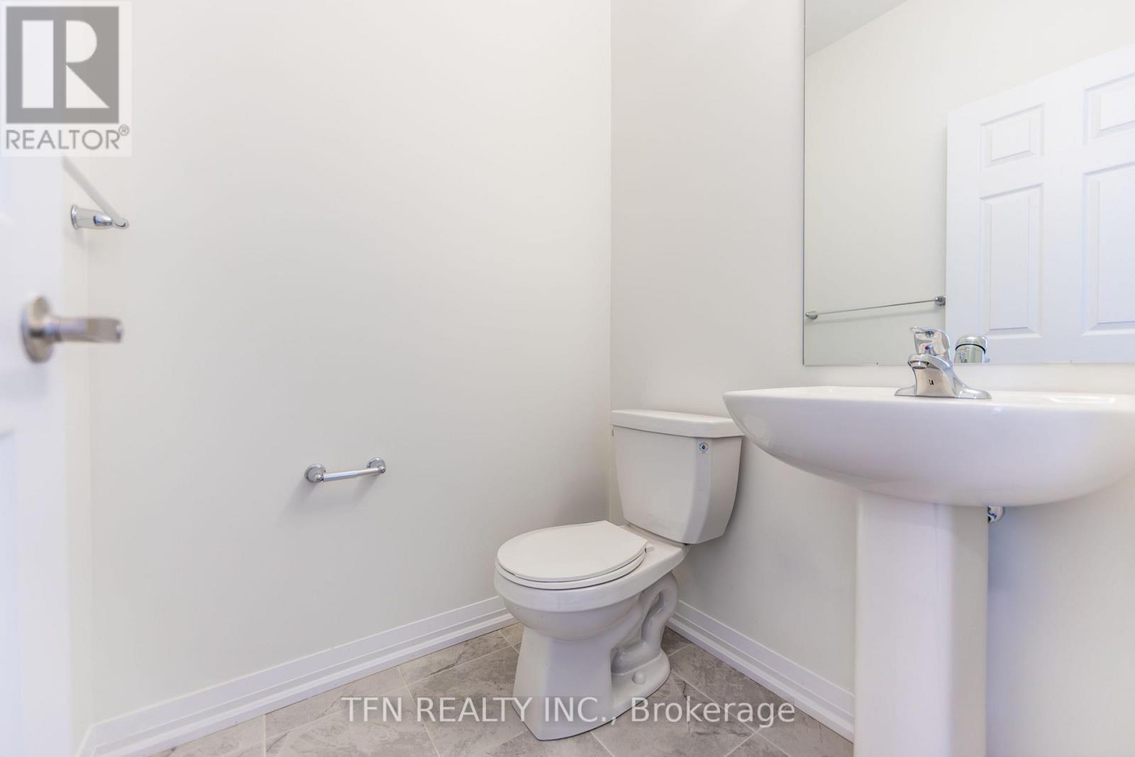 385 Starlight Avenue Property Photo 10