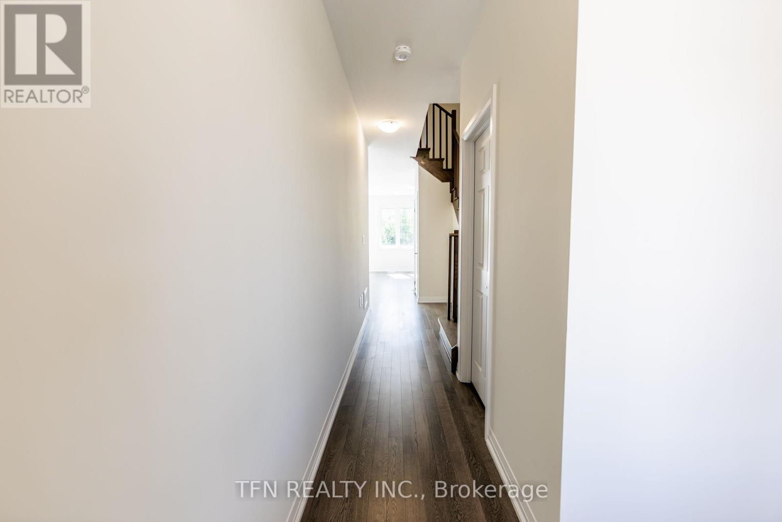 385 Starlight Avenue Property Photo 14