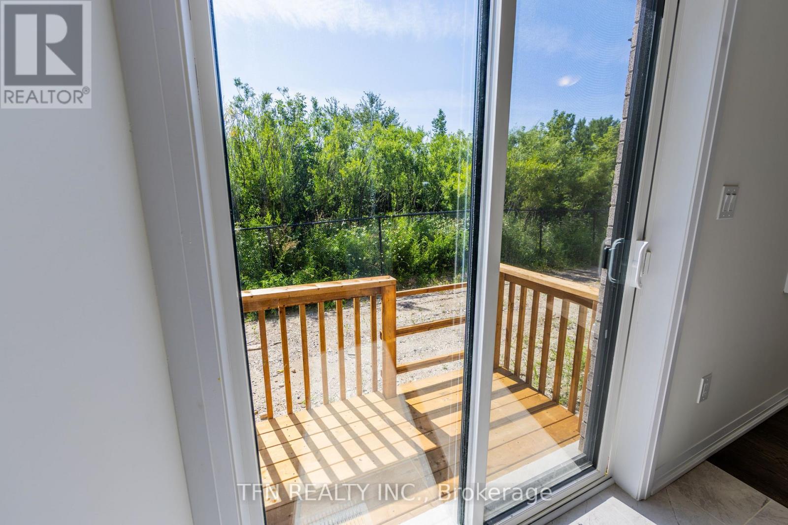 385 Starlight Avenue Property Photo 18