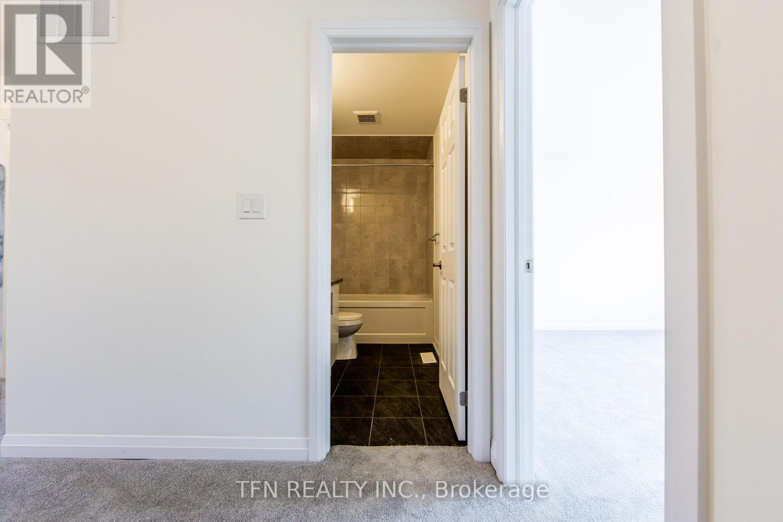 385 Starlight Avenue Property Photo 27