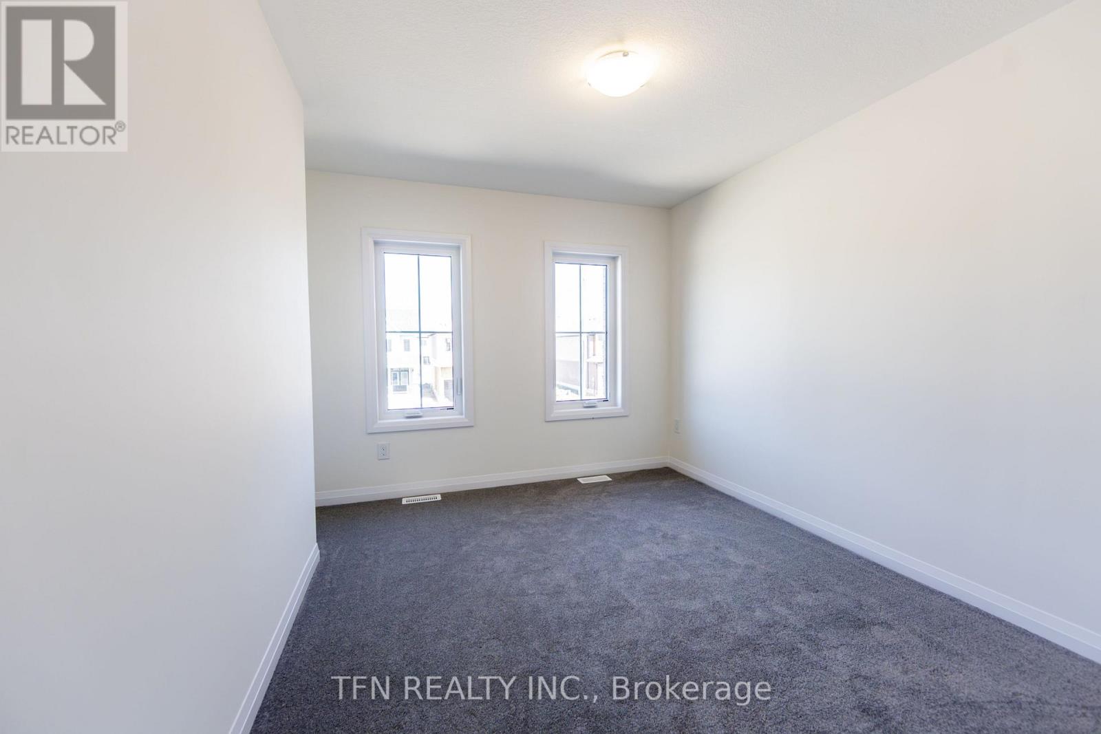 385 Starlight Avenue Property Photo 45