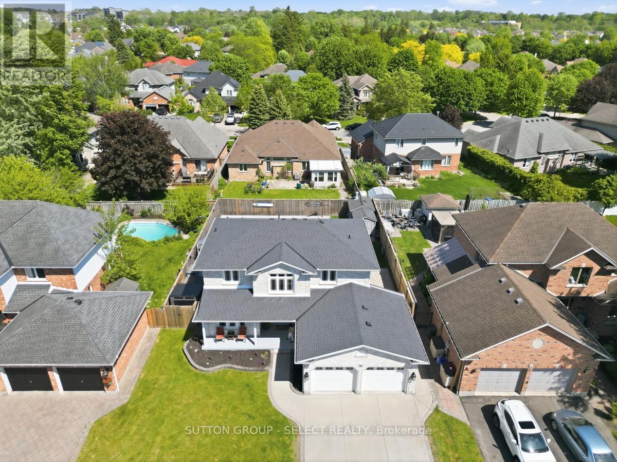 60 Edgevalley Road Property Photo 1