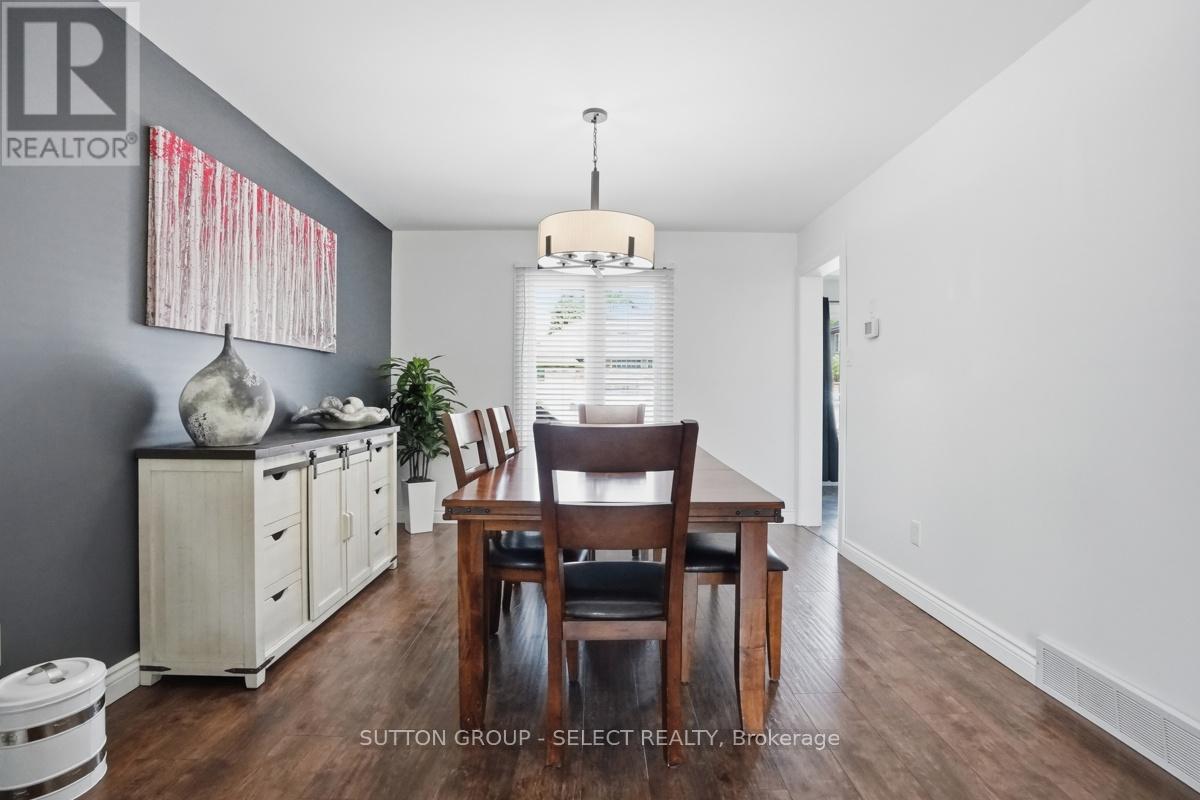 60 Edgevalley Road Property Photo 13