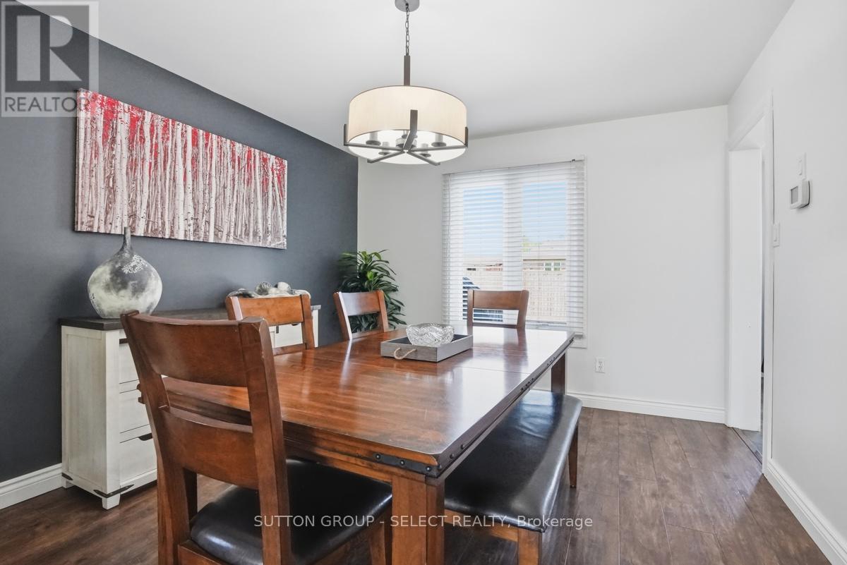 60 Edgevalley Road Property Photo 14