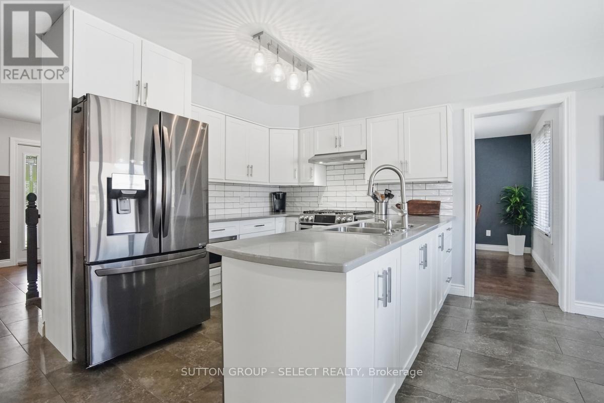 60 Edgevalley Road Property Photo 16