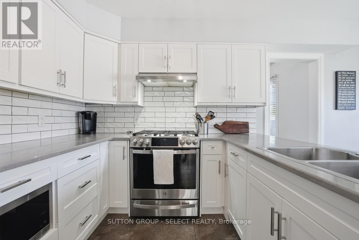 60 Edgevalley Road Property Photo 18