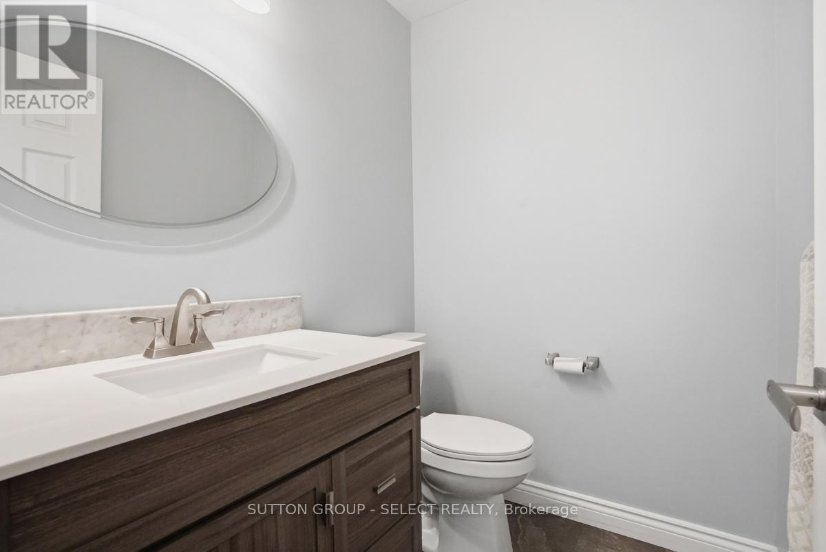 60 Edgevalley Road Property Photo 23