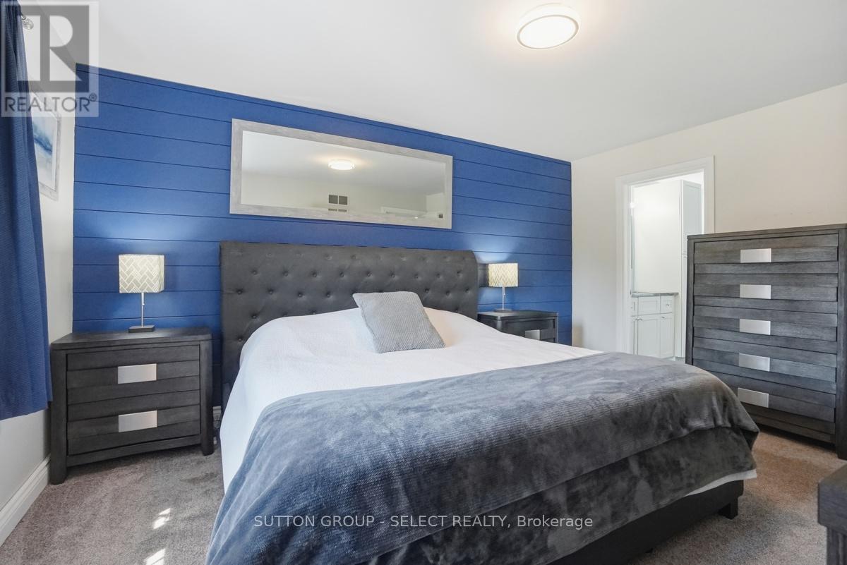 60 Edgevalley Road Property Photo 26