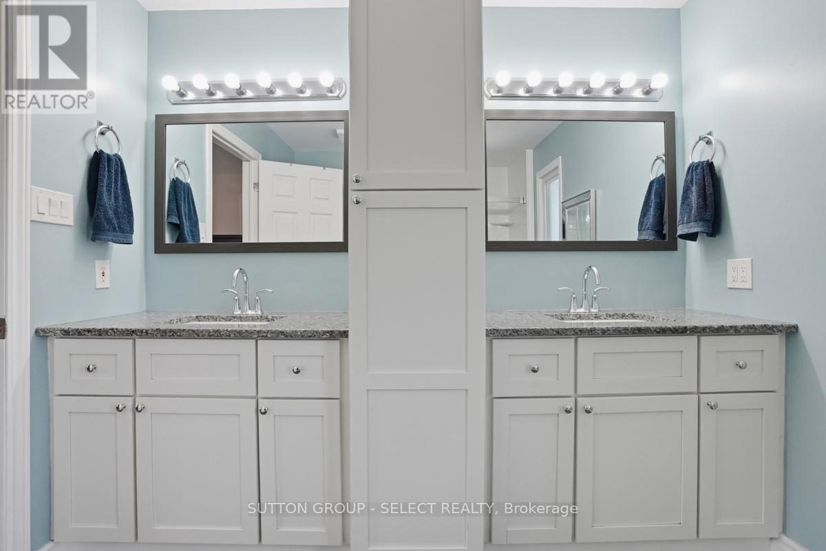 60 Edgevalley Road Property Photo 28