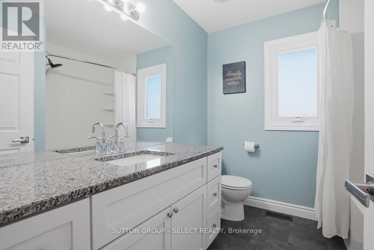 60 Edgevalley Road Property Photo 36
