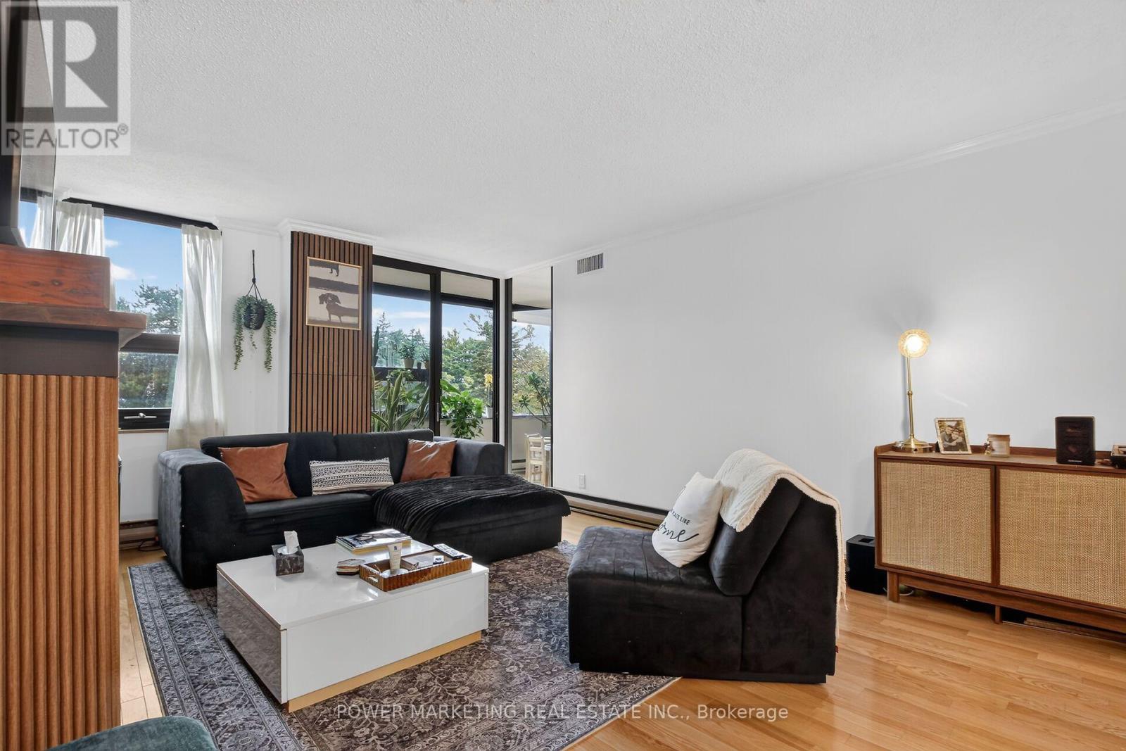 310 - 2019 Carling Avenue Property Photo 18