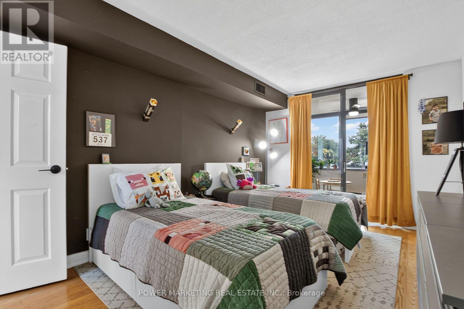 310 - 2019 Carling Avenue Property Photo 33