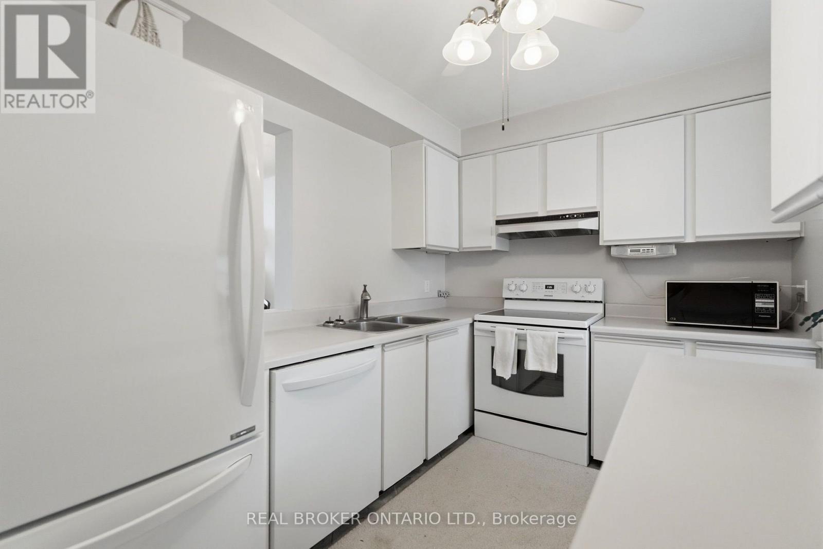 46 - 122 Lakeshore Road Property Photo 7