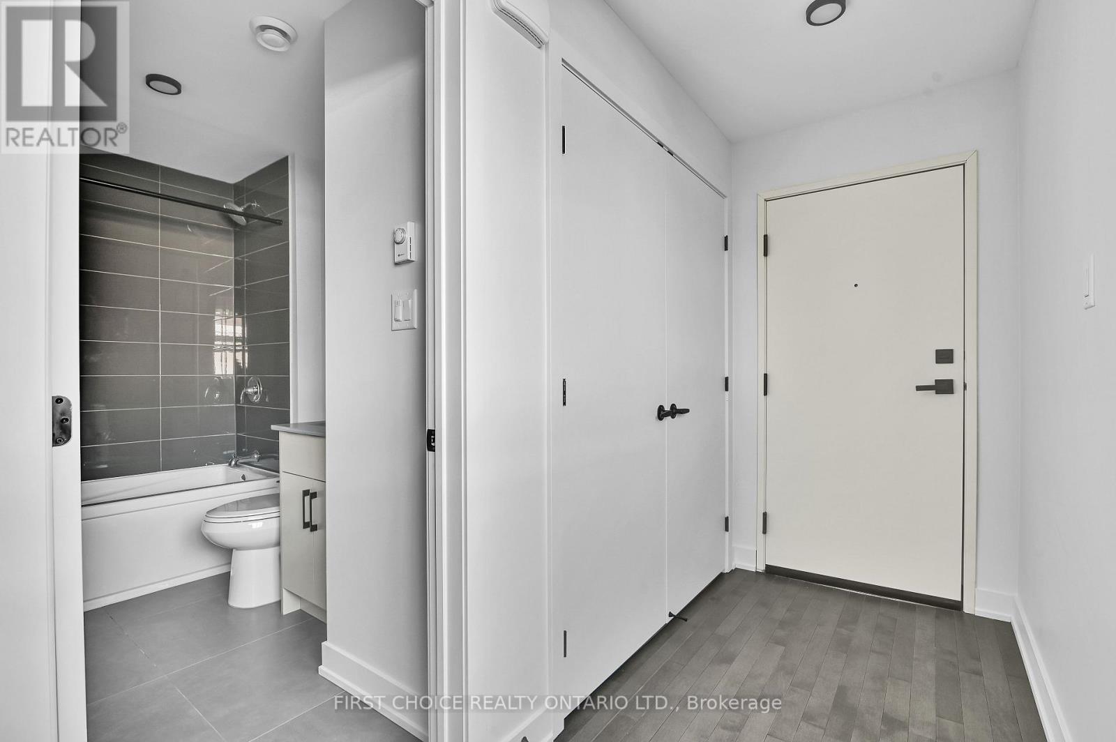 1 - 972 Dynes Road Property Photo 33