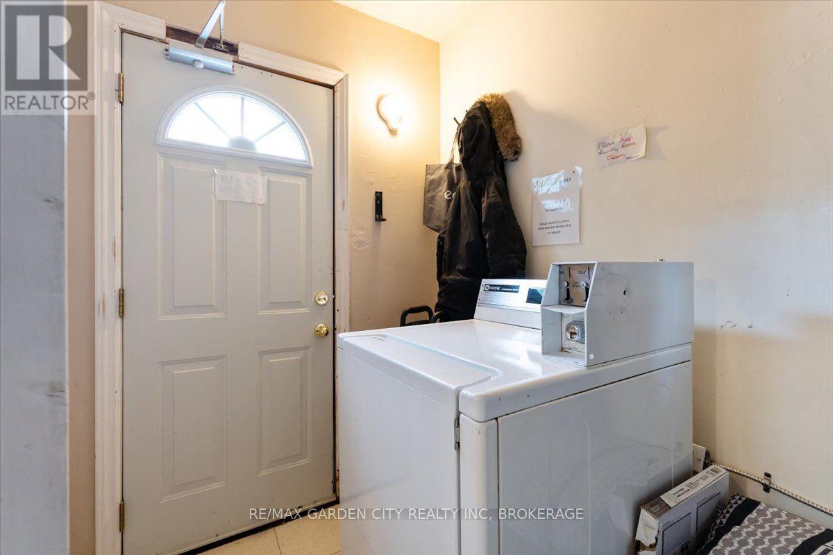 43 York Street Property Photo 33