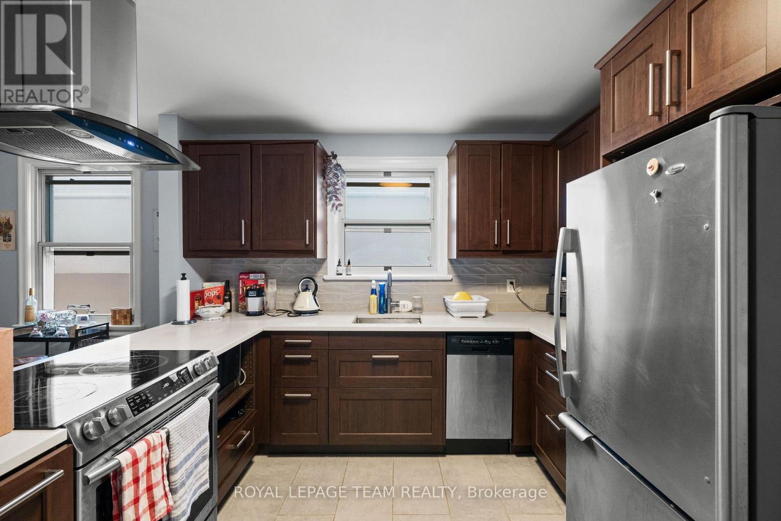 331 Flora Street Property Photo 24