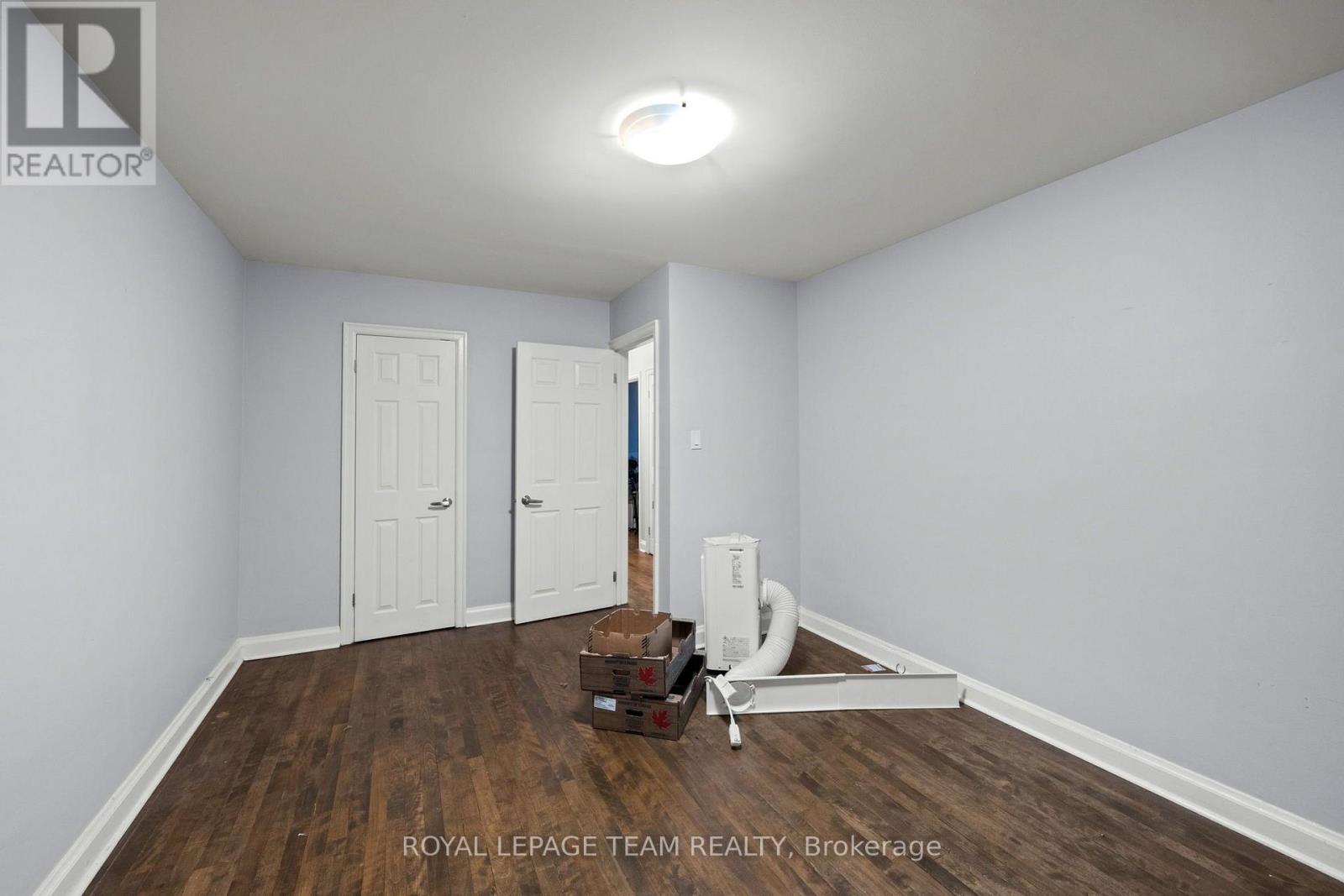331 Flora Street Property Photo 32
