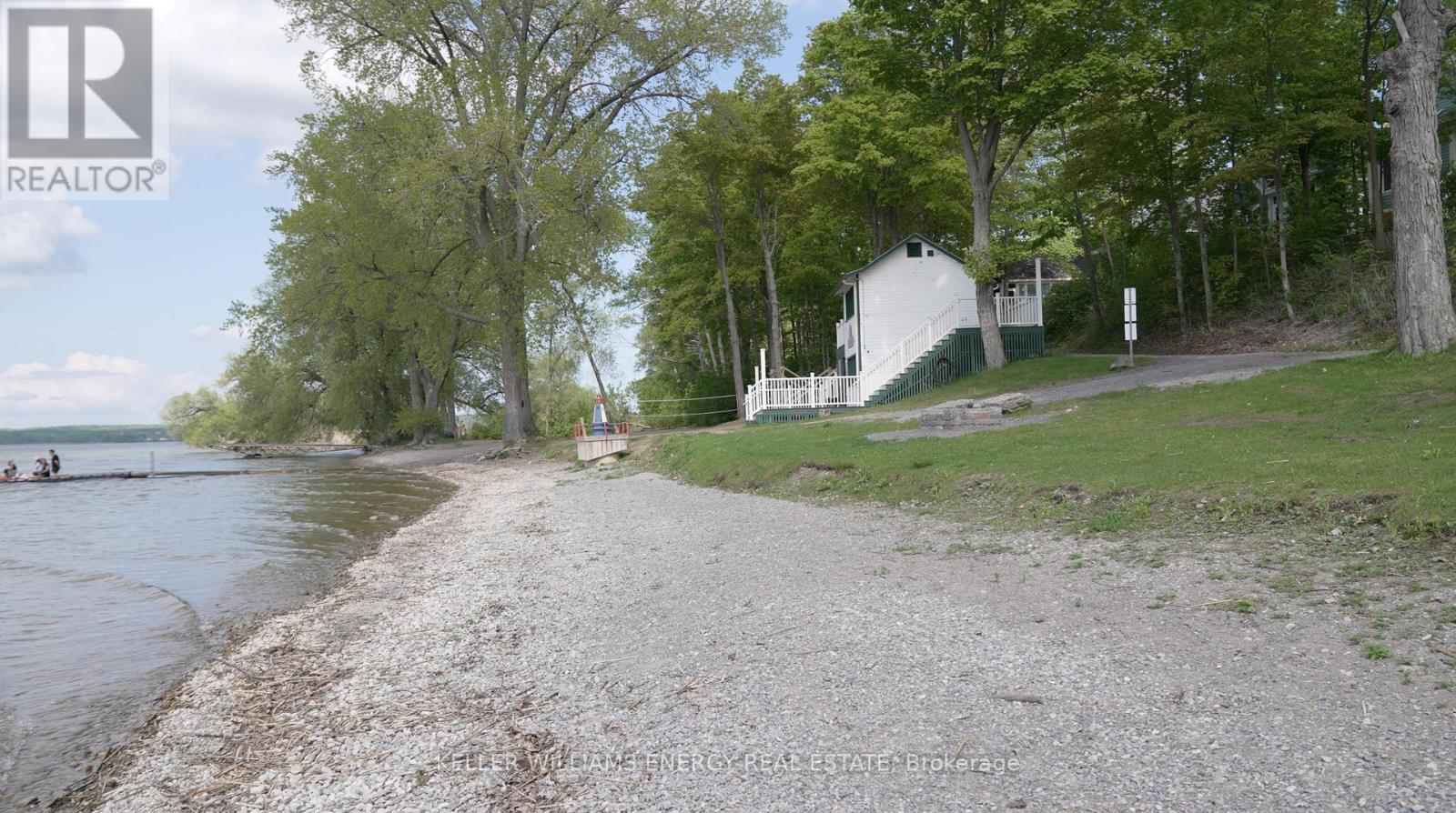 2 Pine Forest Lane Property Photo 17