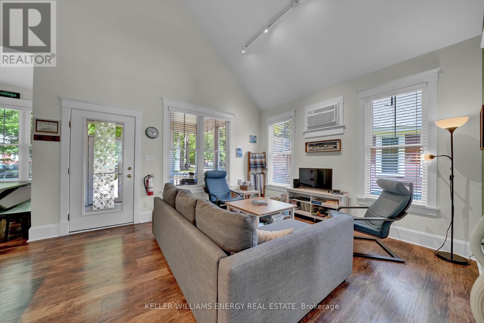2 Pine Forest Lane Property Photo 27