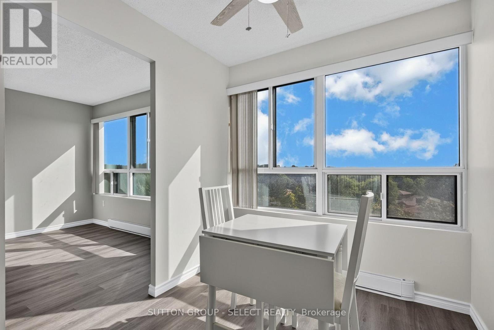 612 - 600 Grenfell Drive Property Photo 13