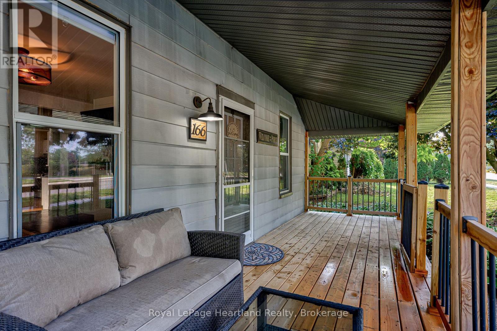166 Goderich Street W Property Photo 6