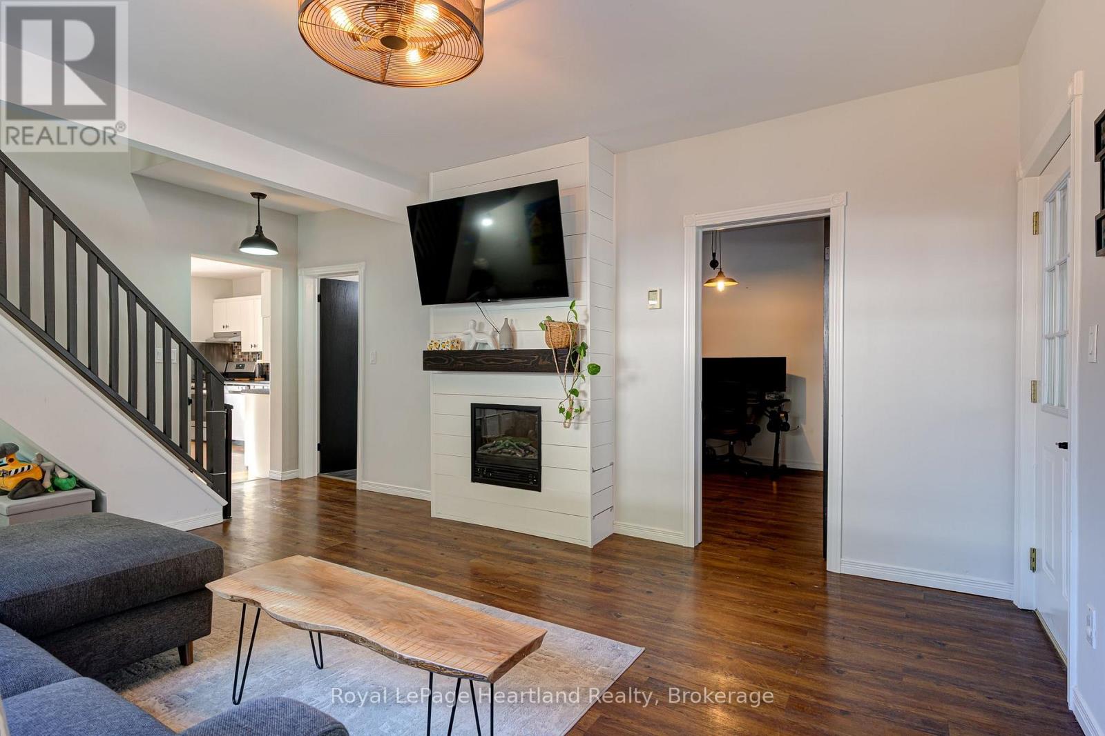 166 Goderich Street W Property Photo 10