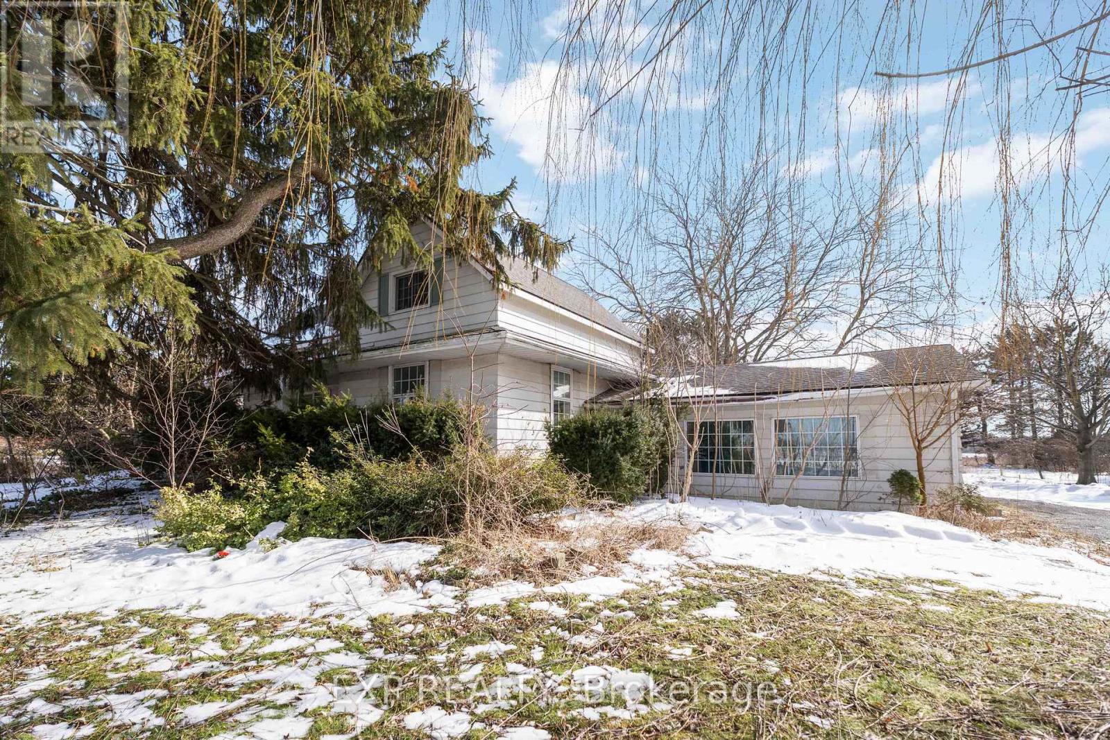 5378 Fly Road Property Photo 3