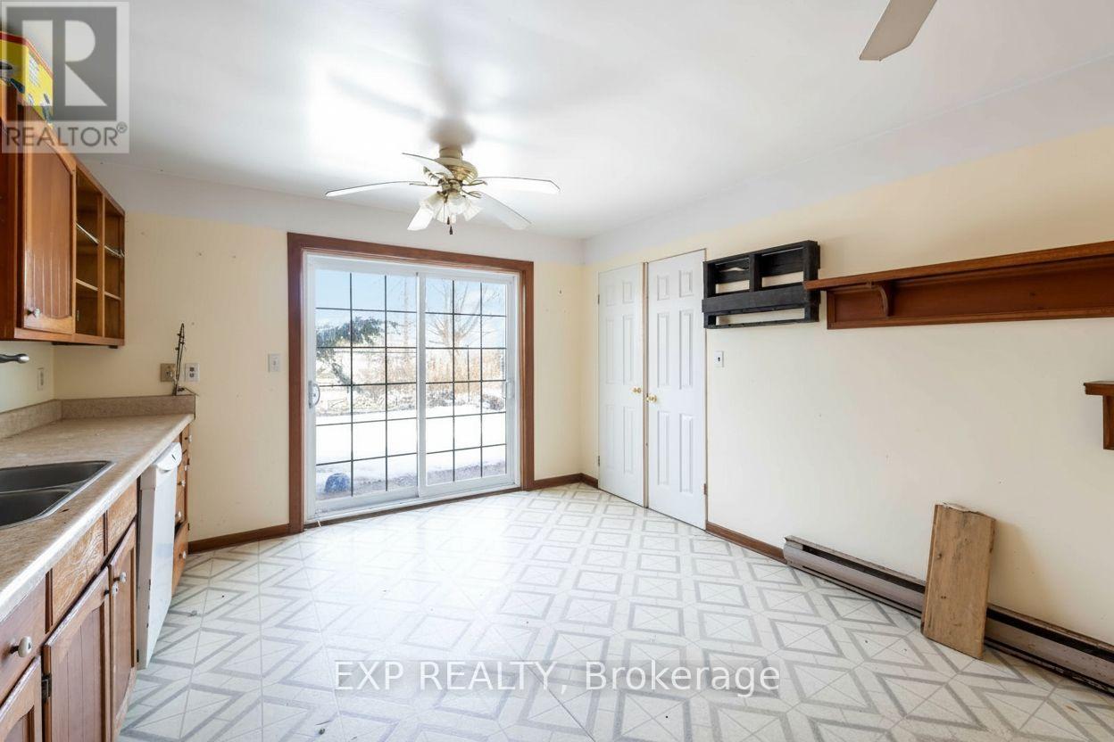 5378 Fly Road Property Photo 8