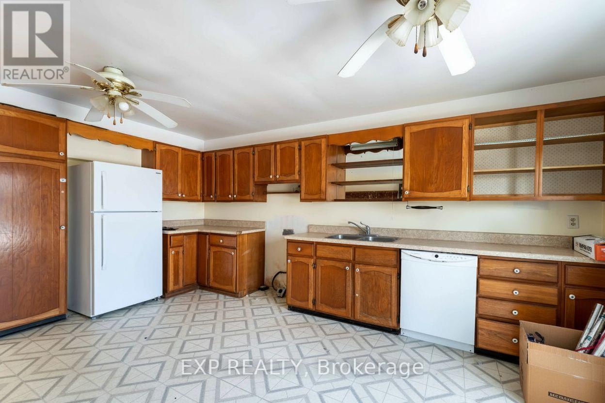 5378 Fly Road Property Photo 10