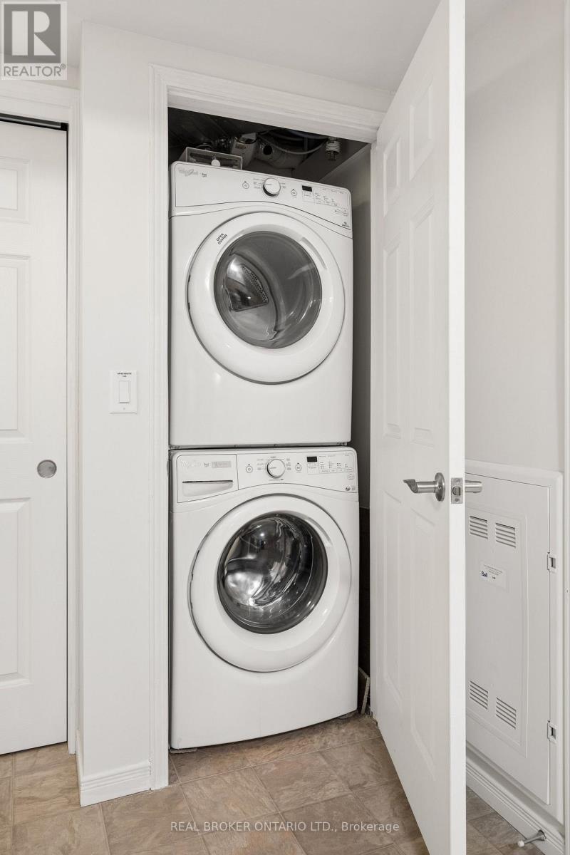 211 - 155 Water Street S Property Photo 5