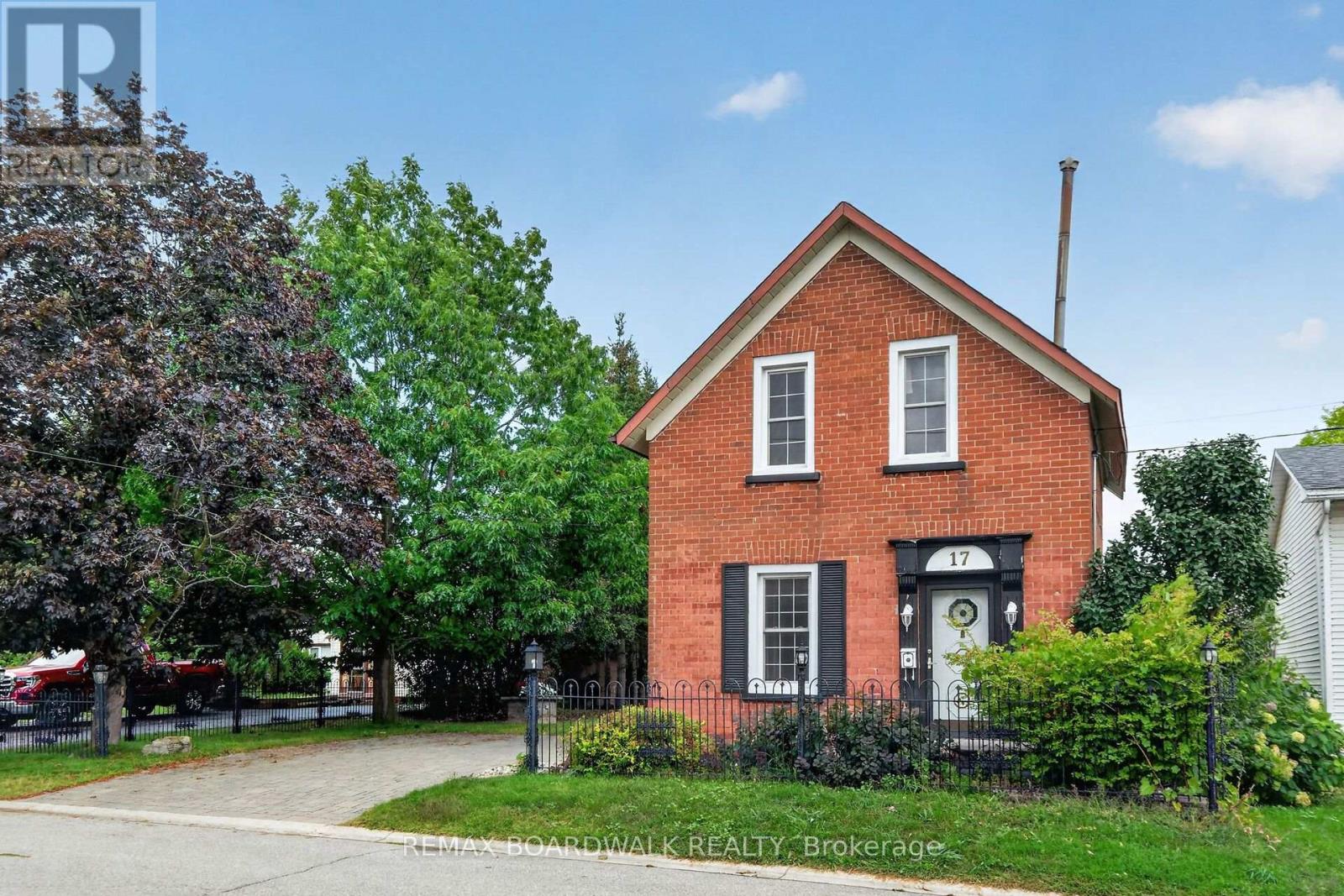 17 Francis Street Property Photo 1