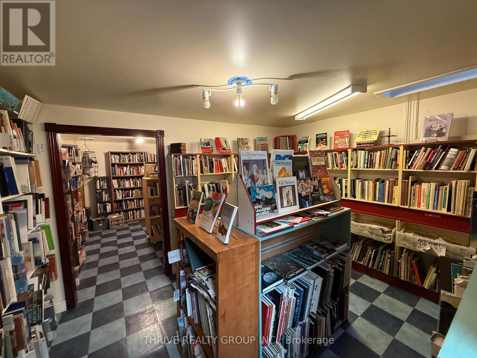 356 Richmond Street Property Photo 5