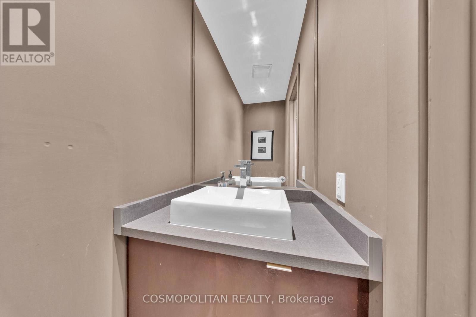 48 James Street Property Photo 14