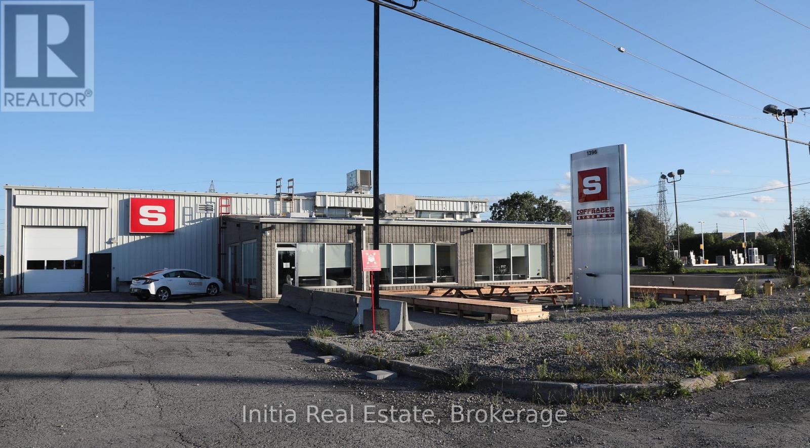 1396 Windmill Lane Property Photo 4