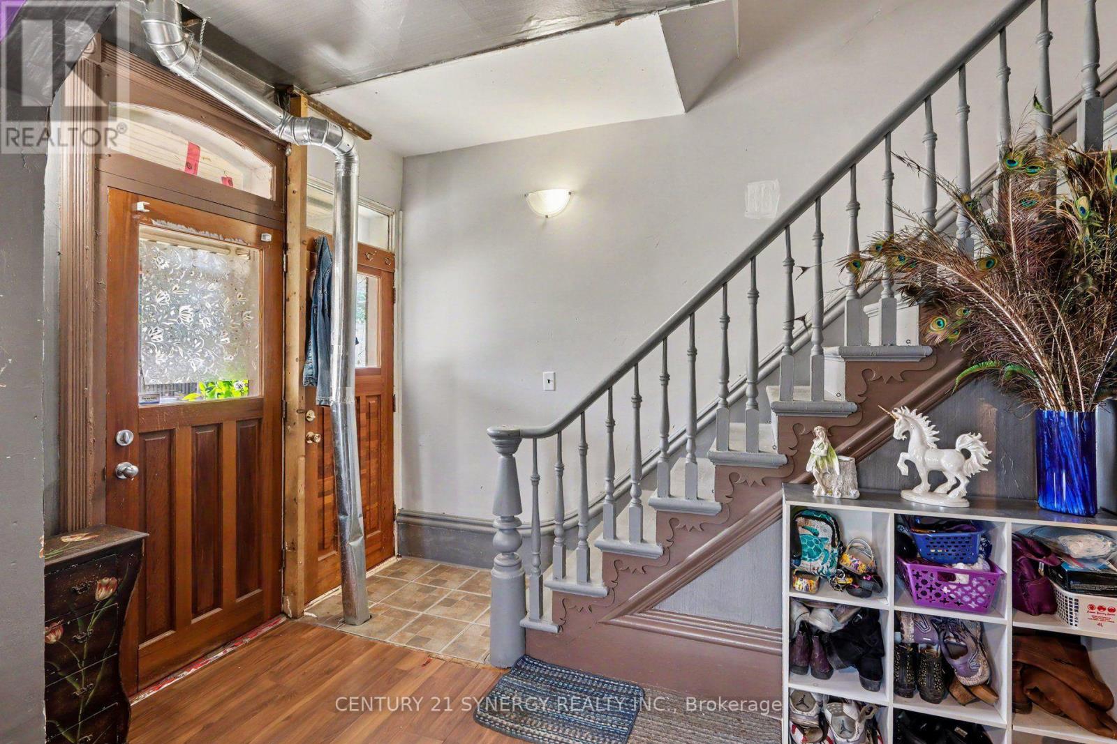 37 Smiths Falls Avenue Property Photo 6