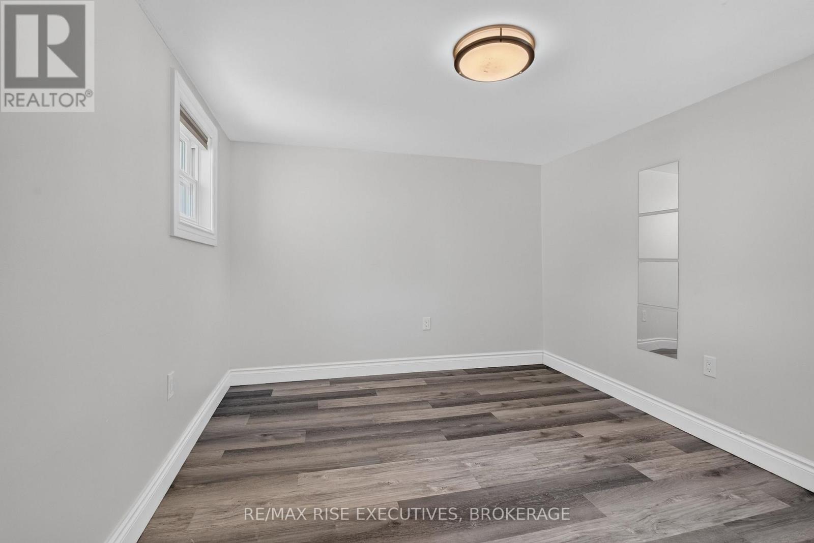 48 Elm Street Property Photo 19