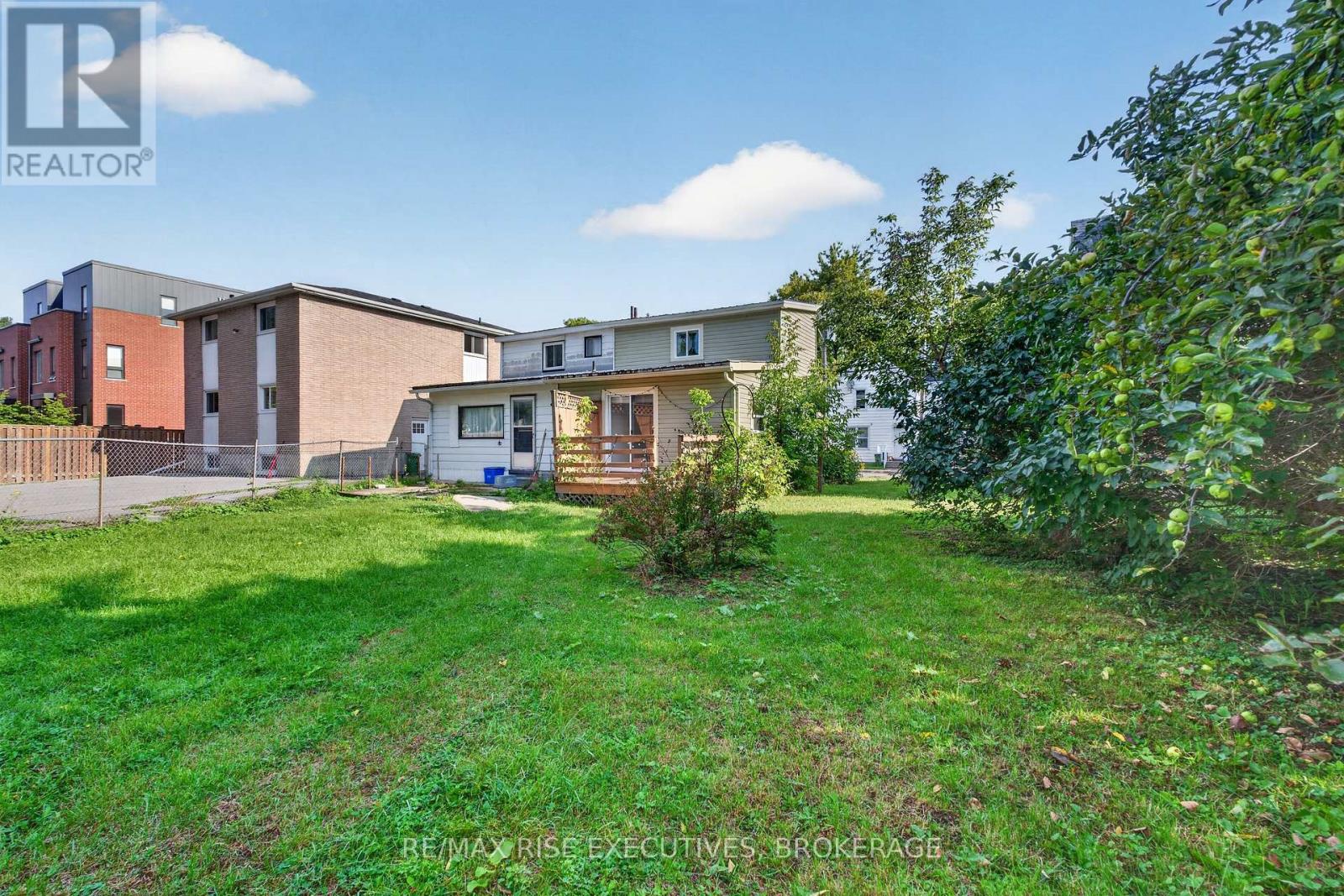48 Elm Street Property Photo 24