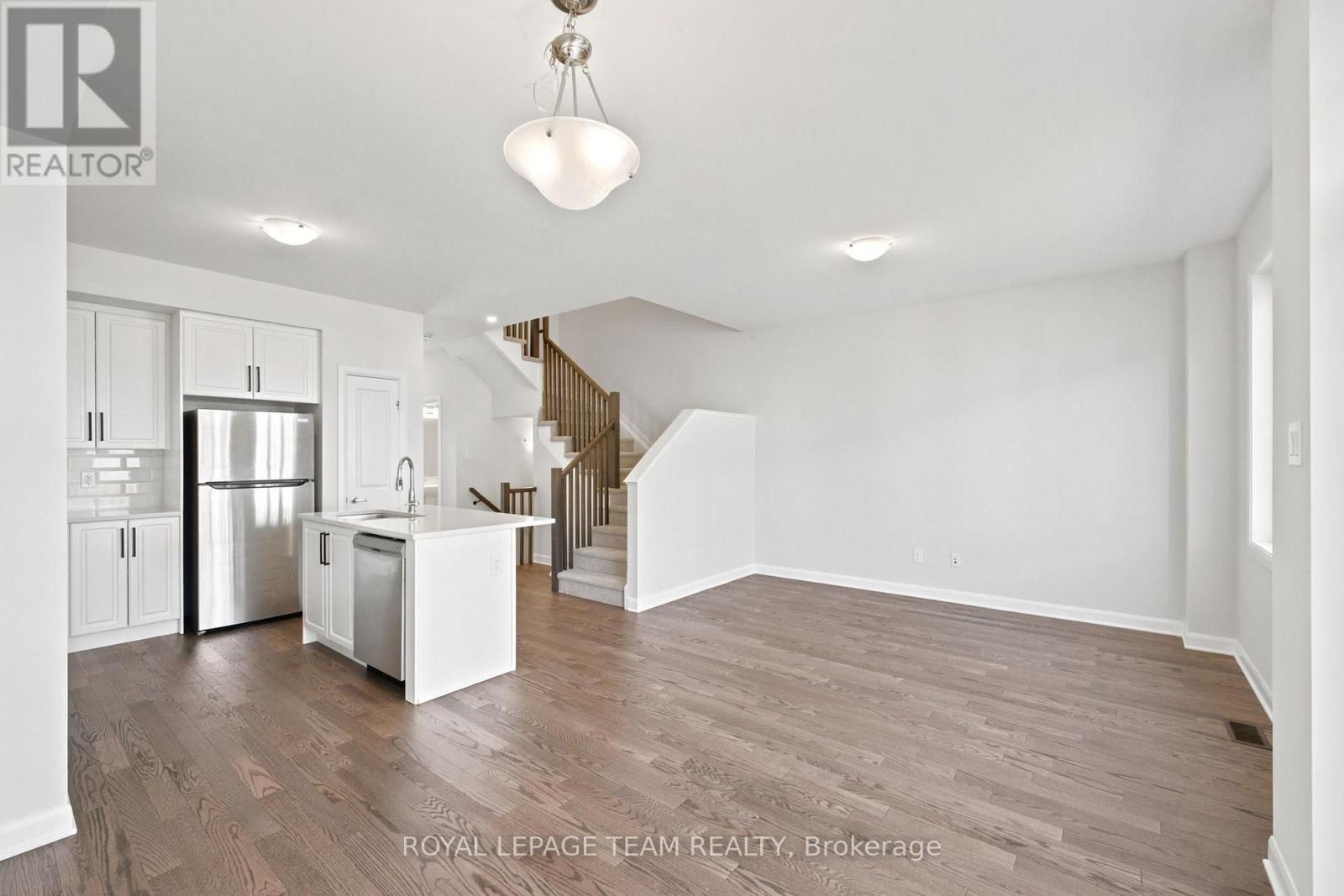 417 Silicon Way Property Photo 8