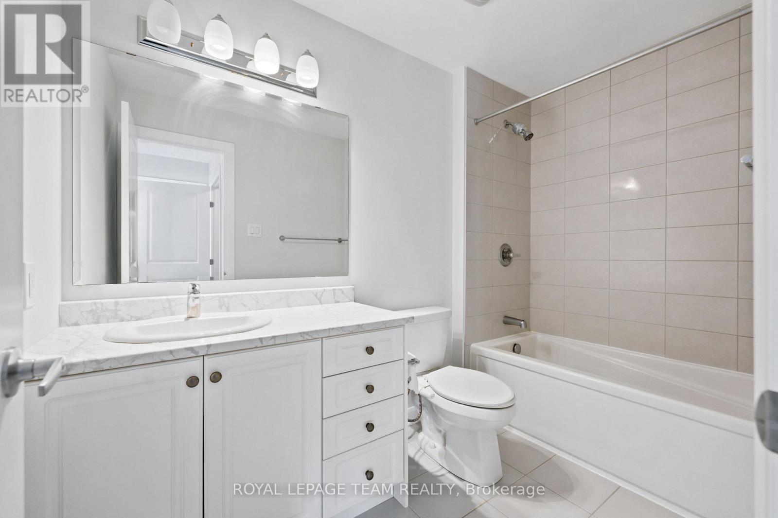 417 Silicon Way Property Photo 20