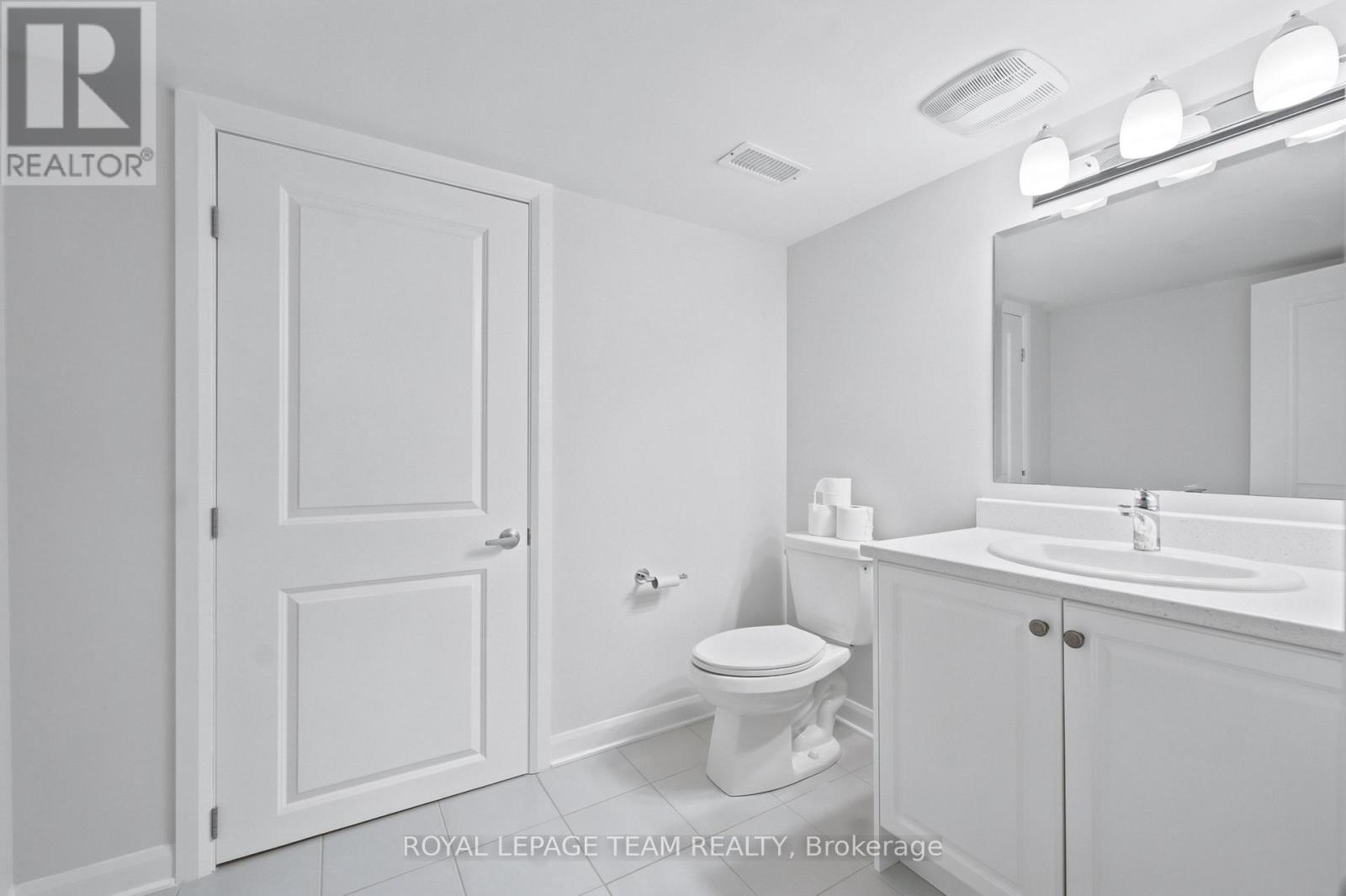 417 Silicon Way Property Photo 22