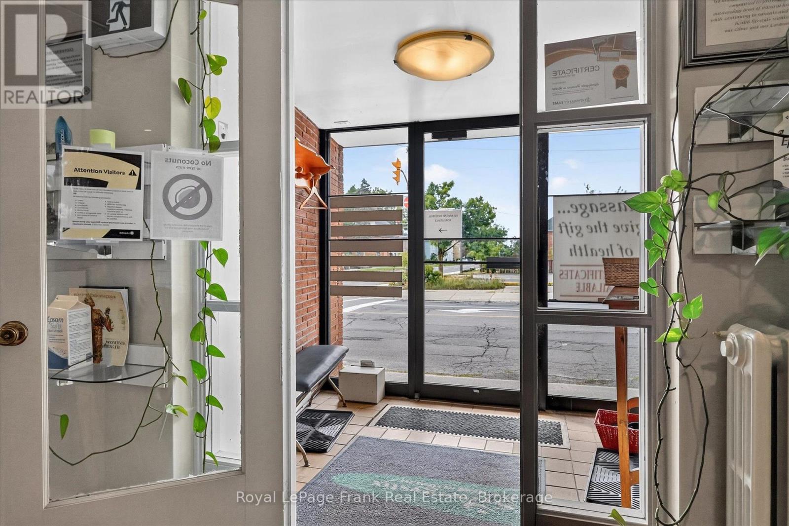 308 Charlotte Street Property Photo 6