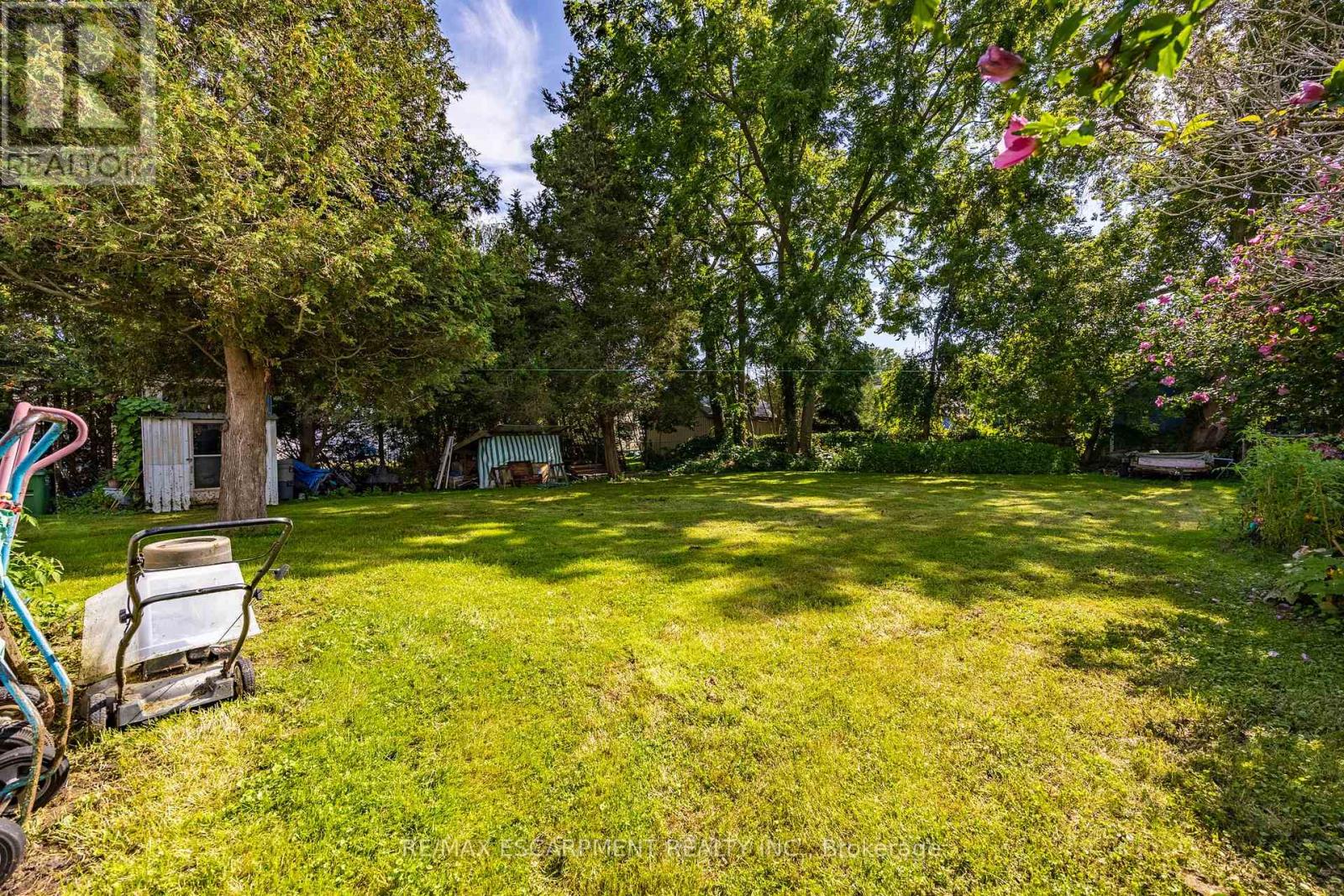 317 St Patrick Street Property Photo 7