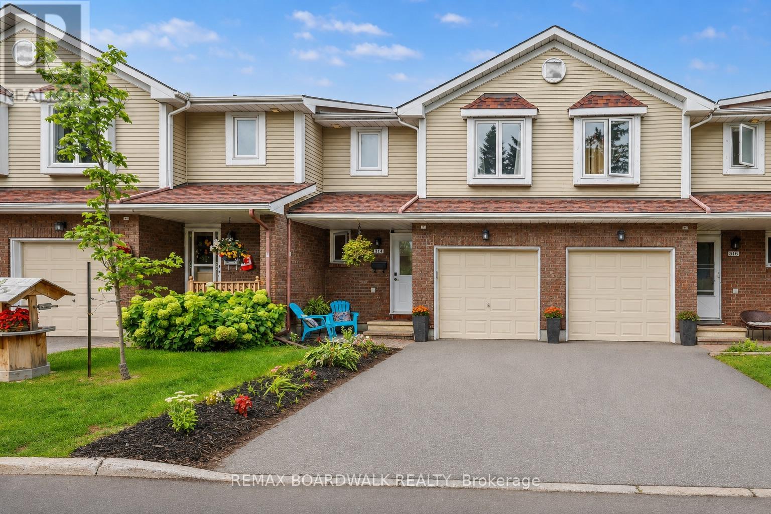 314 Valade Crescent Property Photo 1
