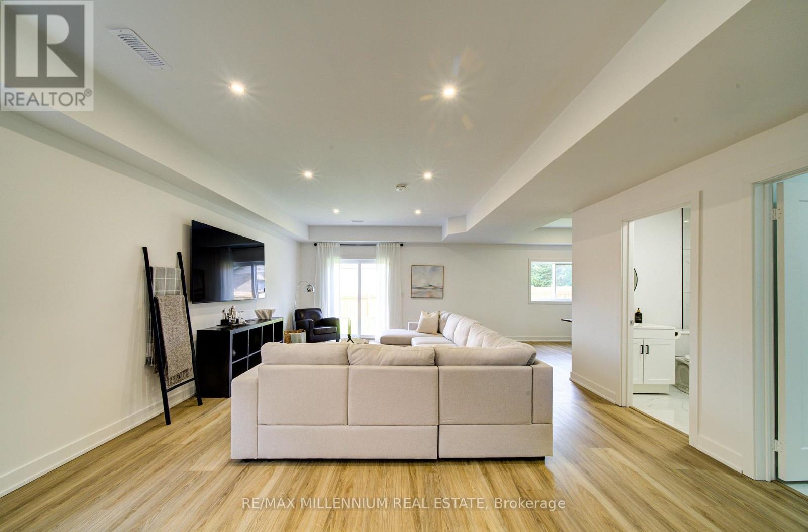 53 Uplands Drive Property Photo 21