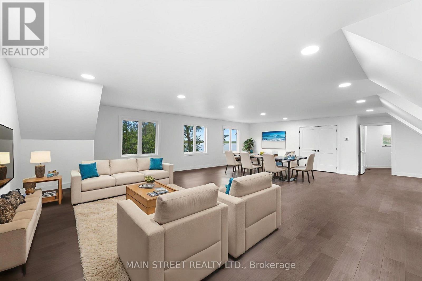 76b Johnston Road Property Photo 18