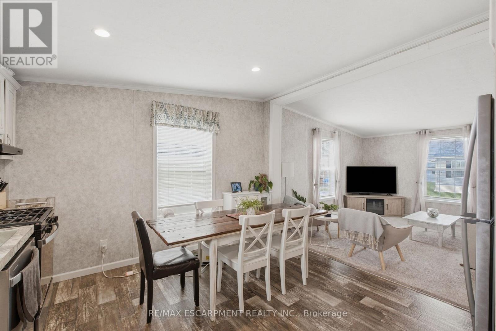 10 Marsh Cove Property Photo 10