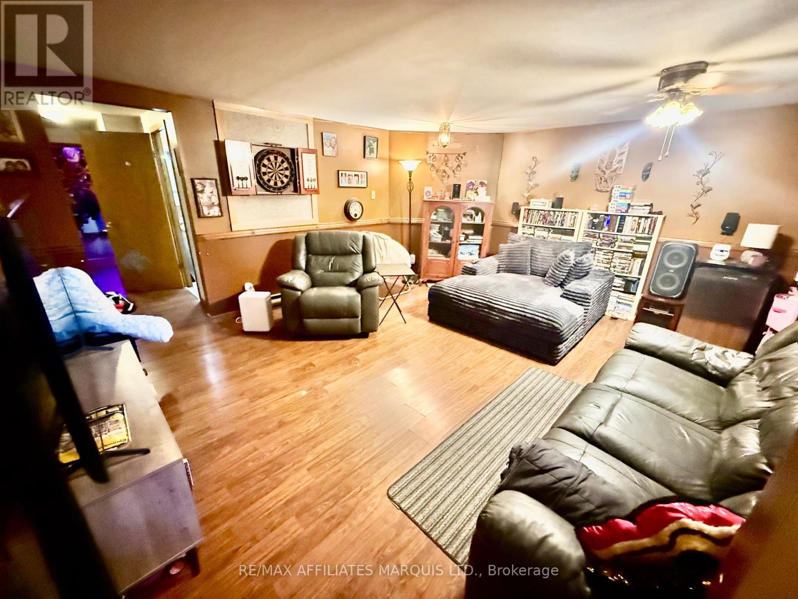 574 Lynwood Drive Property Photo 15