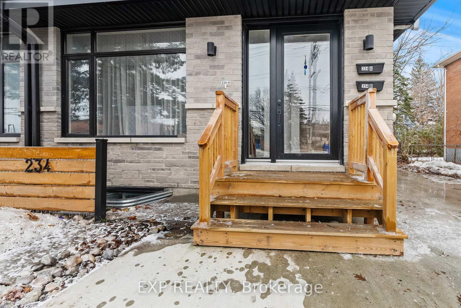 234-236 Woodroffe Avenue Property Photo 1